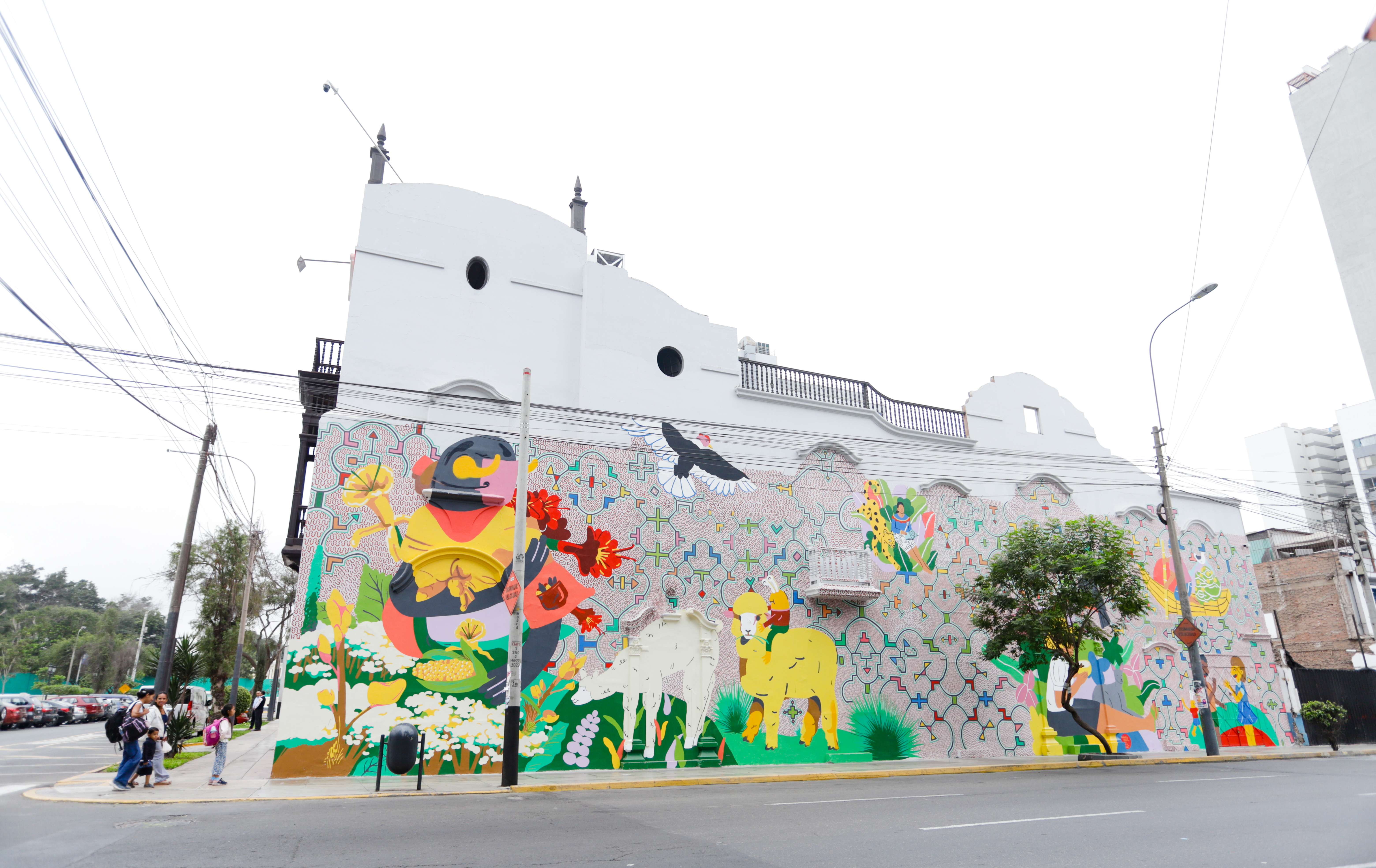 El arte ventilado florece de nuevo en el Centro Cultural de España en Lima